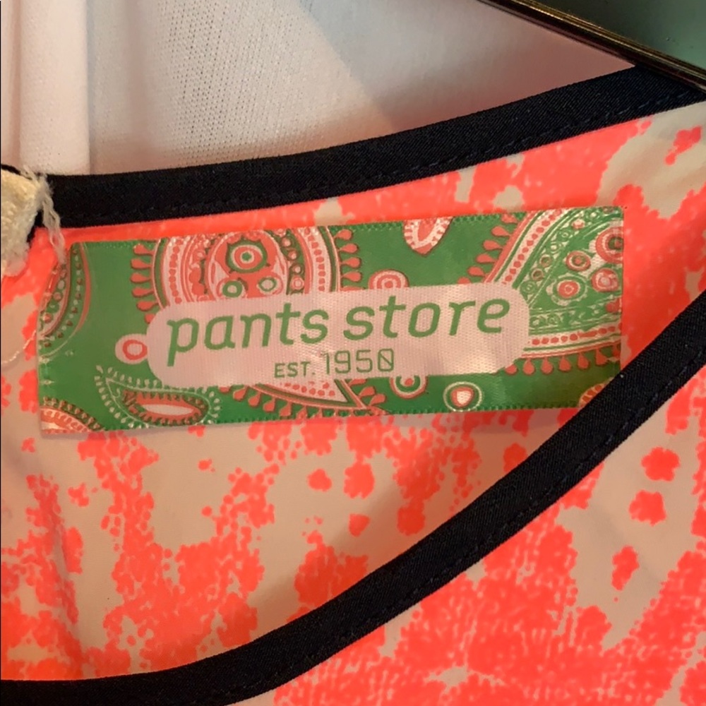 Cute neon pink tank top - Picture 3 of 3